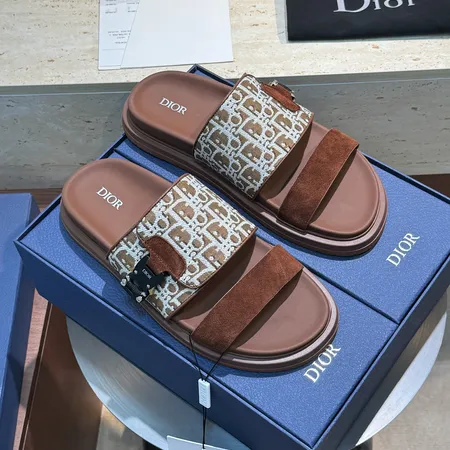 ディオール スリッパ