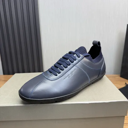 アルマーニ カジュアルシューズ