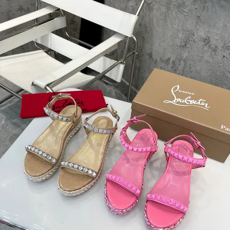 クリスチャン・ルブタン サンダル