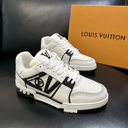 ルイヴィトン カジュアルシューズ