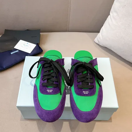 プラダ スリッパ