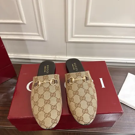 グッチ スリッパ