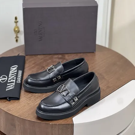 ヴァレンティノ ビジネスシューズ