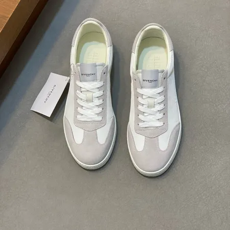 ジバンシィ カジュアルシューズ