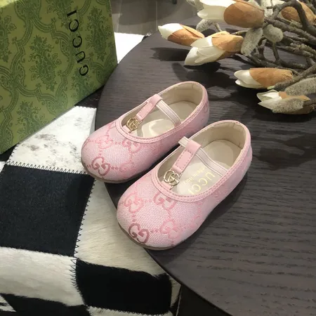 グッチ ビジネスシューズ