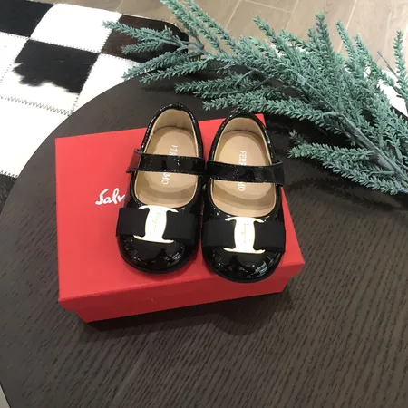 フェラガモ ビジネスシューズ