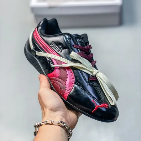 プーマ カジュアルシューズ