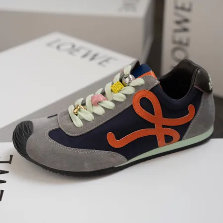 ロエベ スニーカー