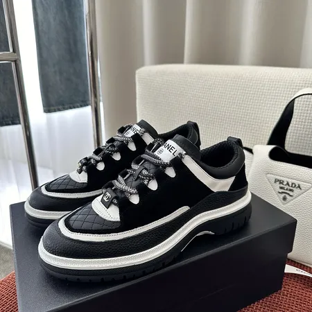 シャネル スニーカー