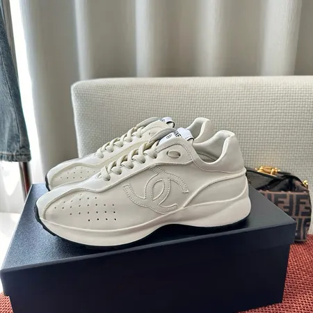 シャネル スニーカー