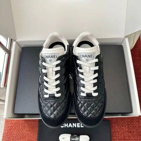 シャネル スニーカー