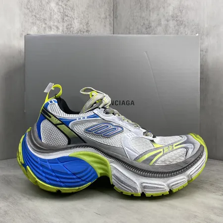 バレンシアガ スニーカー