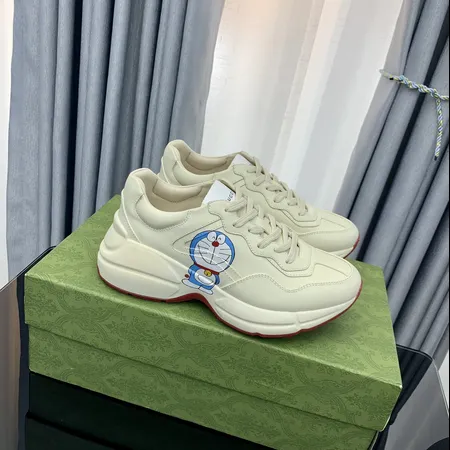 グッチ スニーカー