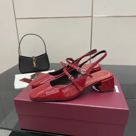 グッチ サンダル