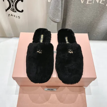 ミュウミュウ スリッパ