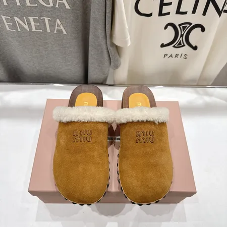 ミュウミュウ スリッパ