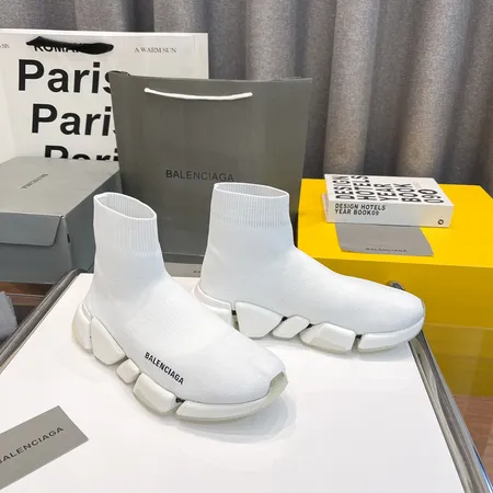 バレンシアガ カジュアルシューズ