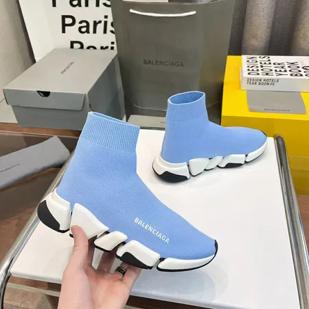 バレンシアガ カジュアルシューズ