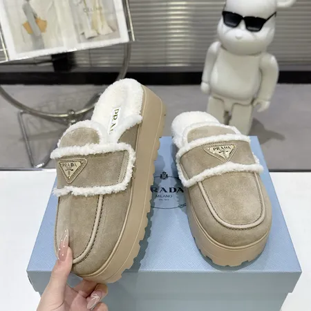 プラダ スリッパ