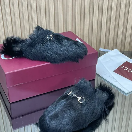 グッチ スリッパ