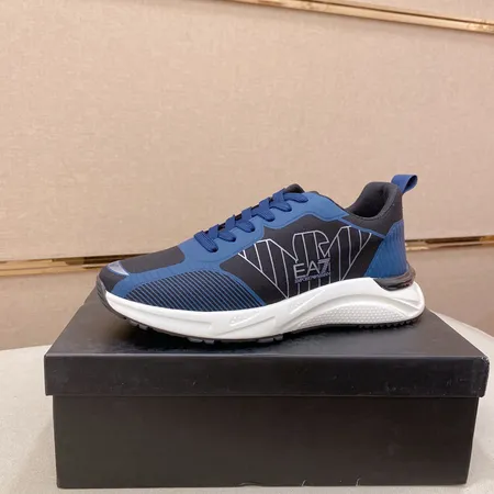 アルマーニ カジュアルシューズ