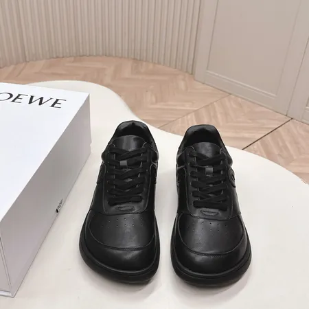 ロエベ カジュアルシューズ