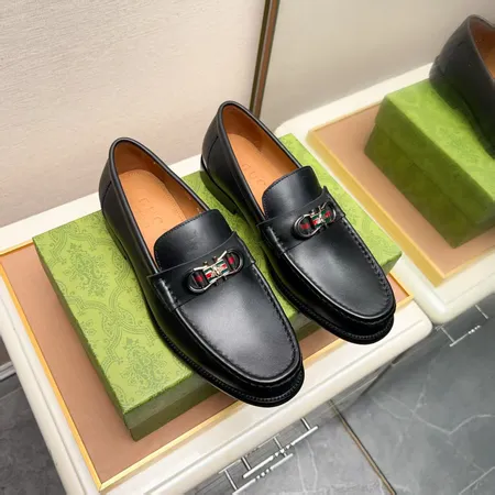 グッチ ビジネスシューズ