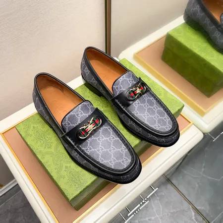 グッチ ビジネスシューズ