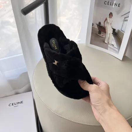 セリーヌ スリッパ