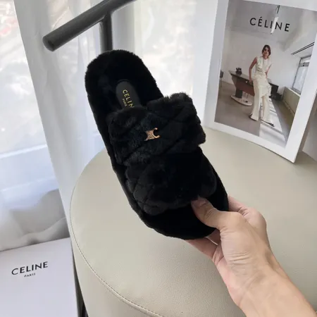 セリーヌ スリッパ
