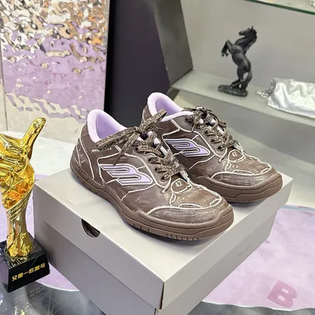 バレンシアガ カジュアルシューズ