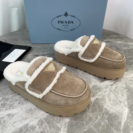 プラダ スリッパ