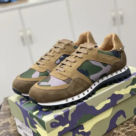 ヴァレンティノ カジュアルシューズ