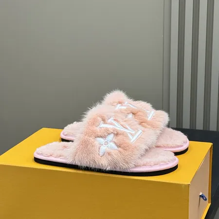 ルイヴィトン スリッパ