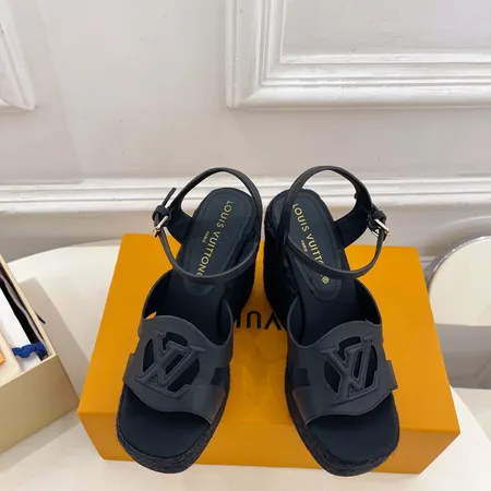 ルイヴィトン サンダル