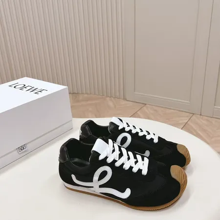 ロエベ カジュアルシューズ