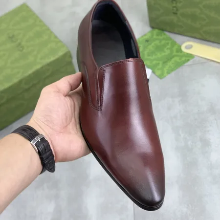 グッチ ビジネスシューズ