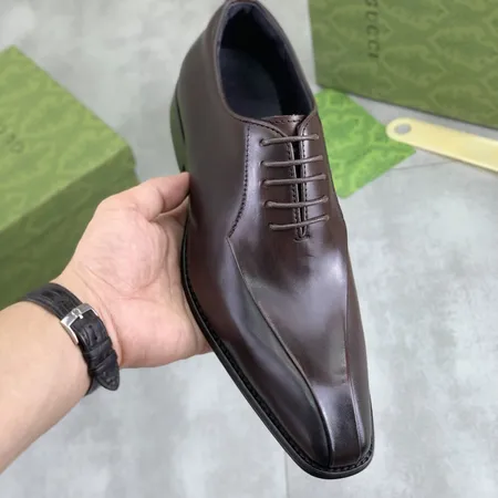 グッチ ビジネスシューズ