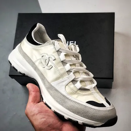 シャネル スニーカー