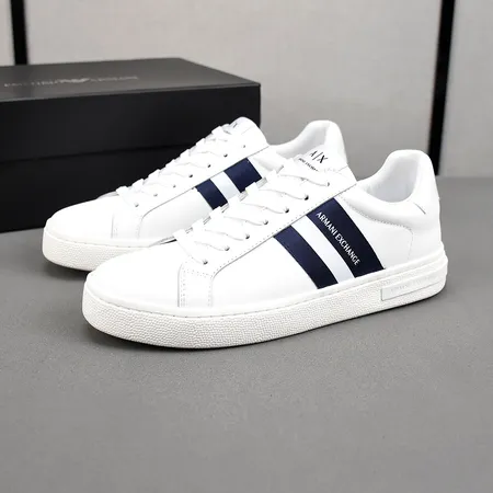 アルマーニ カジュアルシューズ