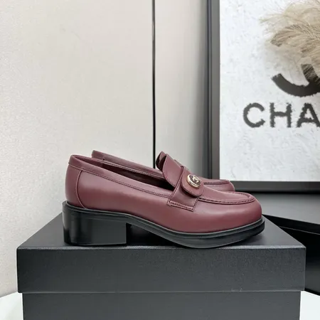 シャネル ビジネスシューズ