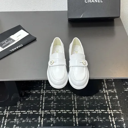 シャネル ビジネスシューズ