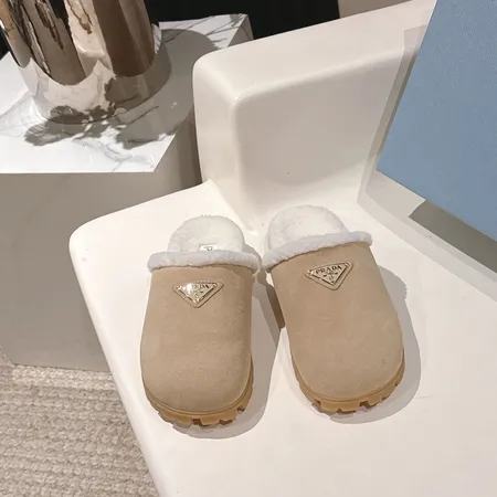 プラダ スリッパ