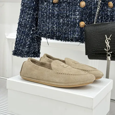 セリーヌ カジュアルシューズ