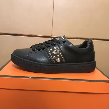 ヴェルサーチ カジュアルシューズ