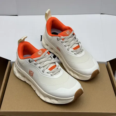 ロエベ スニーカー