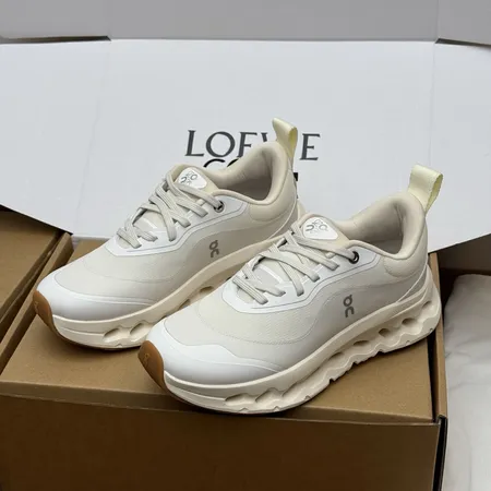 ロエベ スニーカー