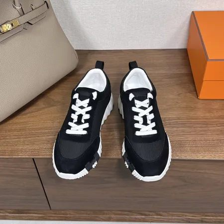 エルメス スニーカー