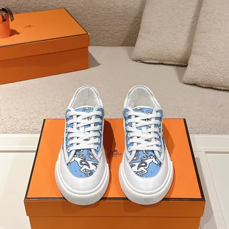 エルメス カジュアルシューズ