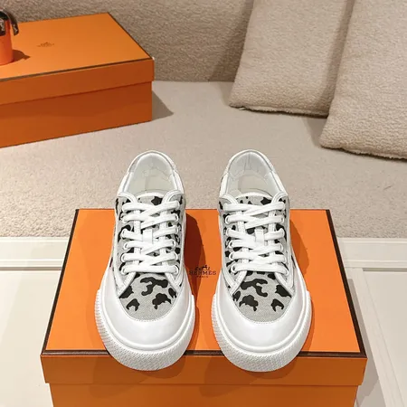 エルメス カジュアルシューズ